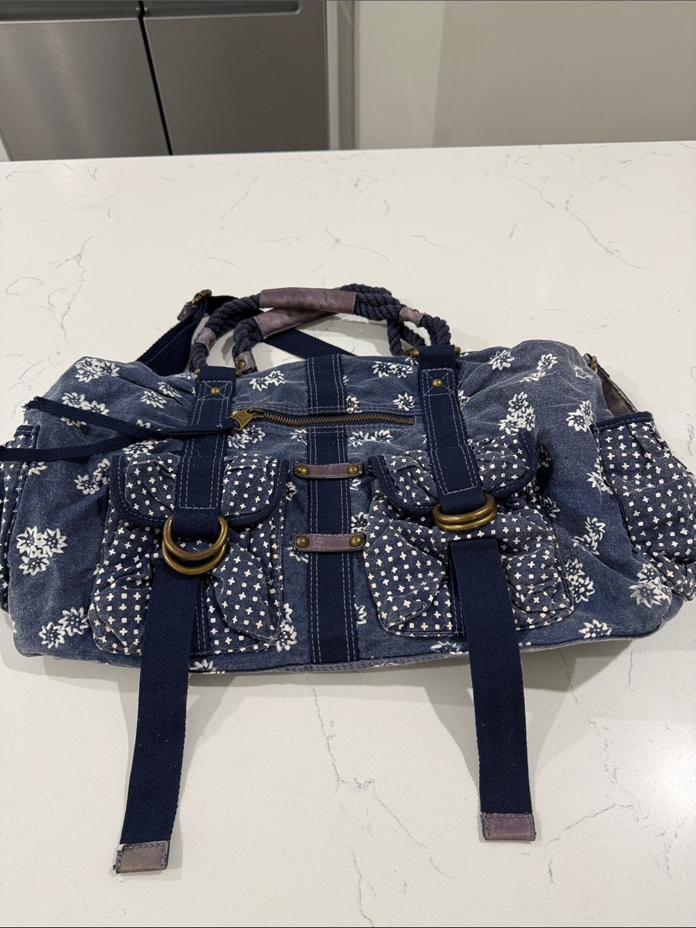 Vintage Y2K Gap Faded Blue Patterned Denim Cargo Shoulder